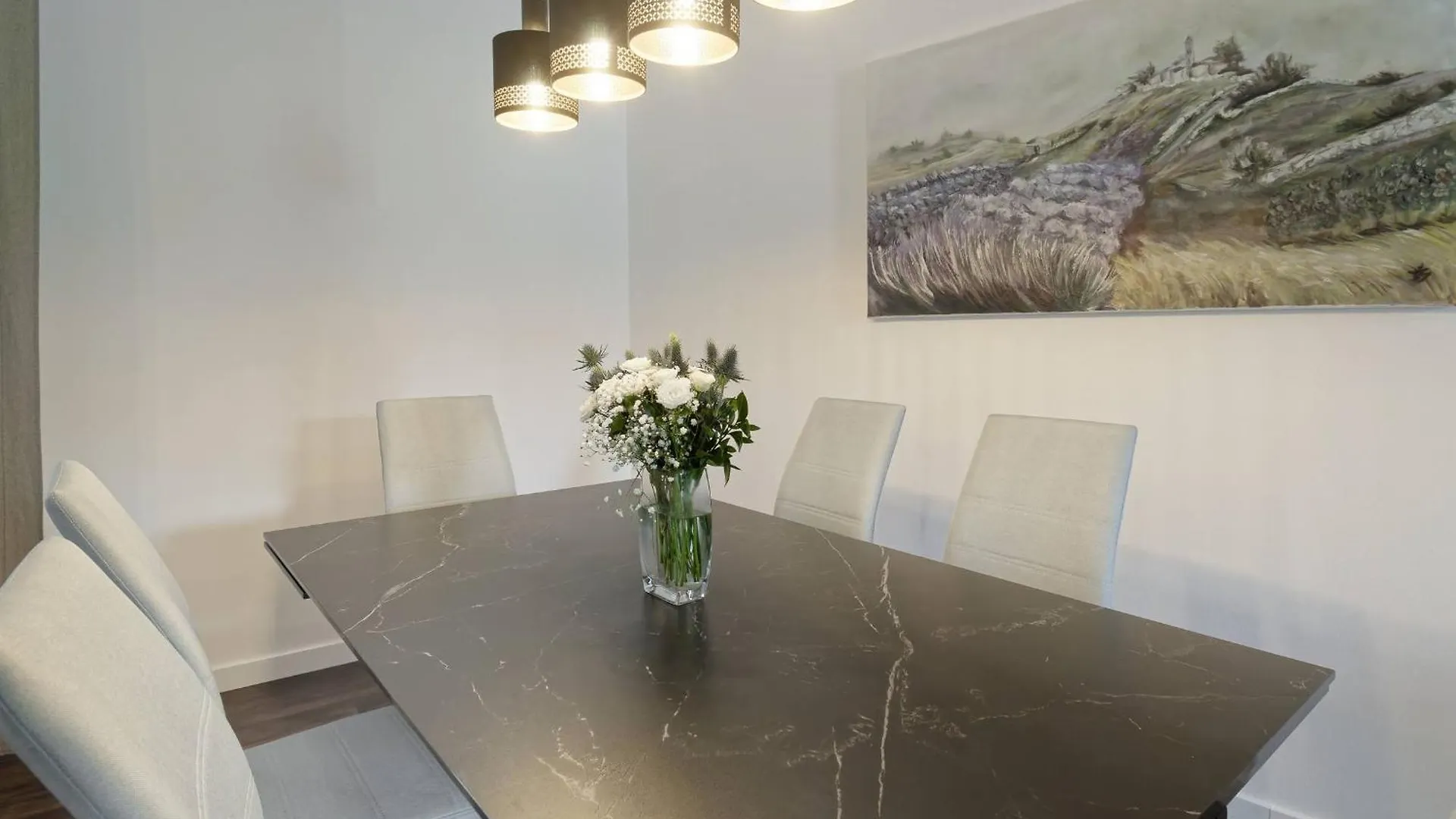 Apartment Larissa By Rent Istria Višnjan Croacia